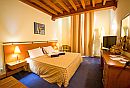 Hotel Angra Garden